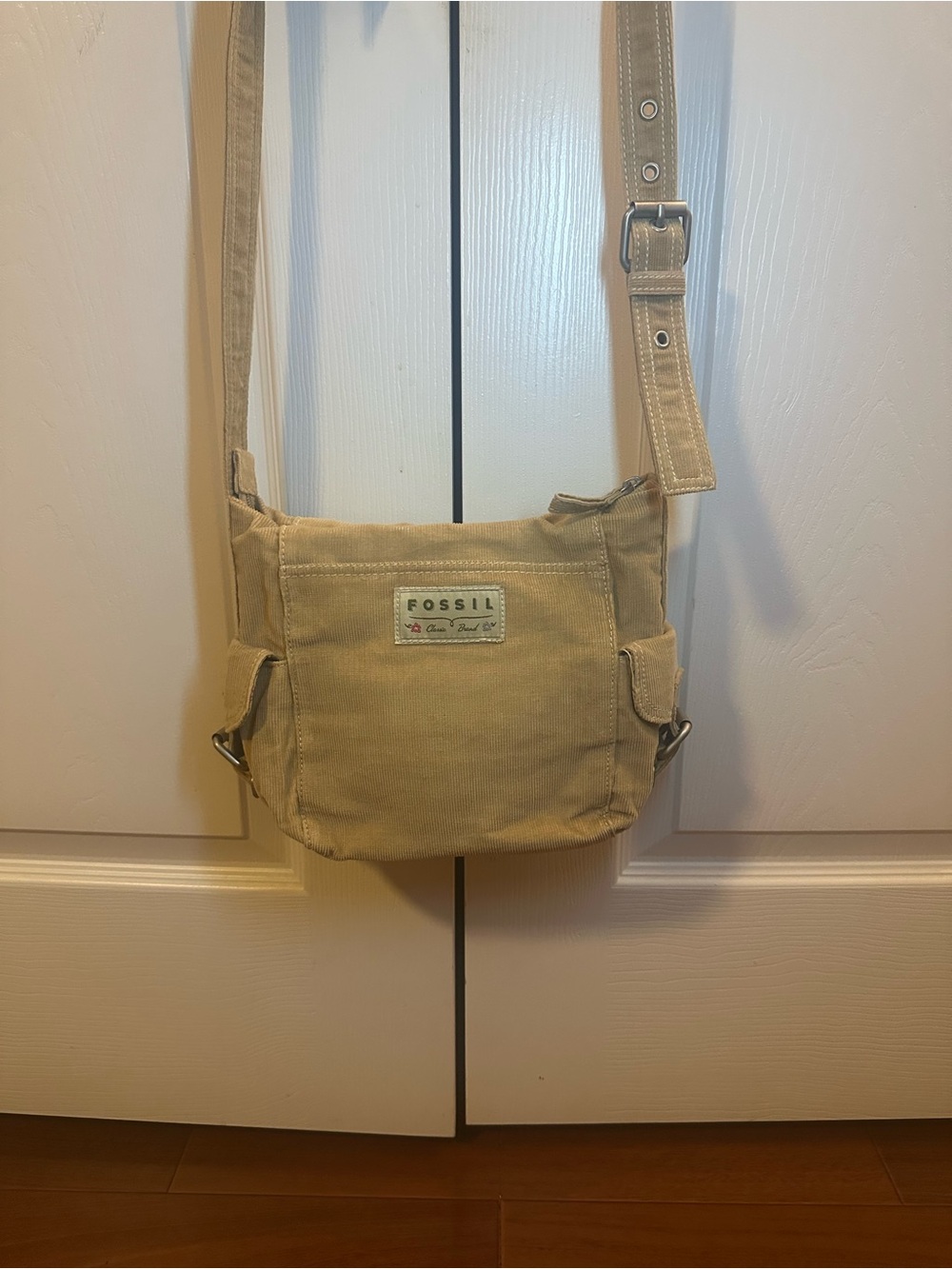 Fossil Classic Corduroy Crossbody Bag Purse Size 10x9